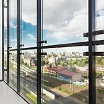 Prymasa Tysiąclecia Business Centre By Renters * Warszawa