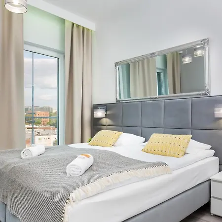 Prymasa Tysiaclecia Business Centre By Renters Apartamento Varsovia