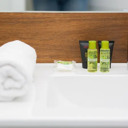 Prymasa Tysiaclecia Business Centre By Renters Apartmán