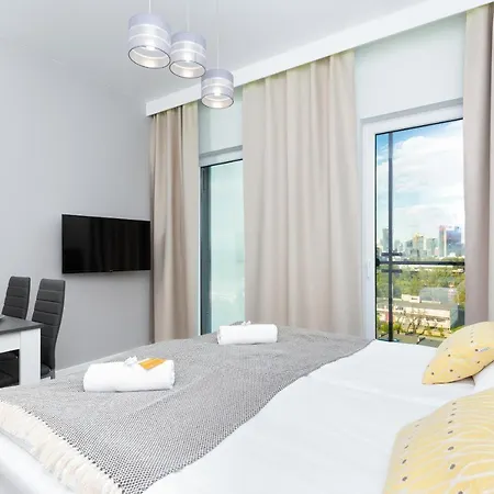 Prymasa Tysiaclecia Business Centre By Renters