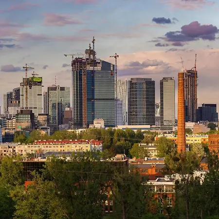 Prymasa Tysiaclecia Business Centre By Renters Lejlighed *