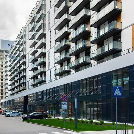 Prymasa Tysiaclecia Business Centre By Renters Lejlighed *
