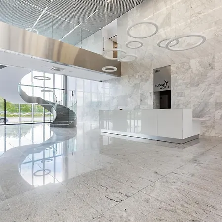 Prymasa Tysiaclecia Business Centre By Renters Lejlighed Warszawa